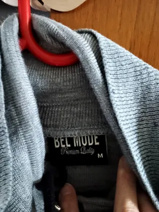 Maglione uomo grigio con bottoni