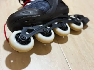 Patines en línea talla 46 + Casco y protectores