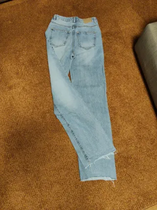 Jeans vita alta svasati