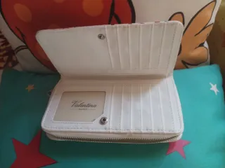 Carteras Mujer Valentina y Bershka(regalo).