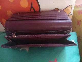 Carteras Mujer Valentina y Bershka(regalo).