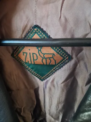 Chaqueta de Piel ZIP Negra