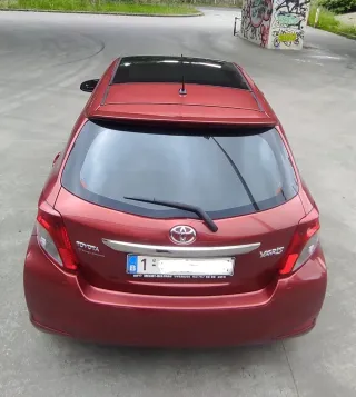 Toyota Yaris 2012