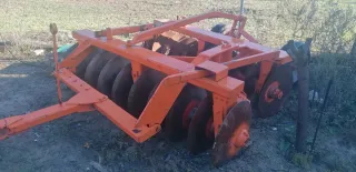 Lote: Grada, Rulo, remolque, Cuba, rastra...