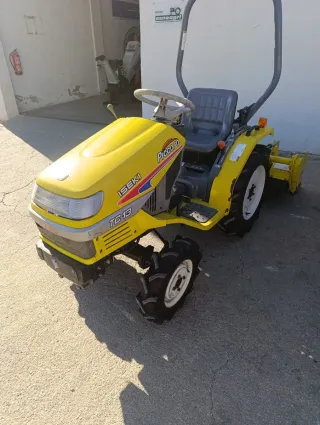 Mini tractor Iseki TL1900 con rotovator