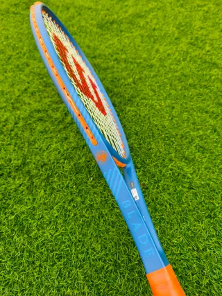 Wilson Blade V9 98 Roland Garros