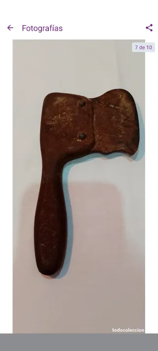 Antigua hacha de mano de coleccion