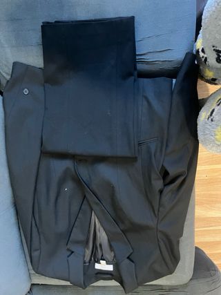 Traje de chaqueta y falda negro