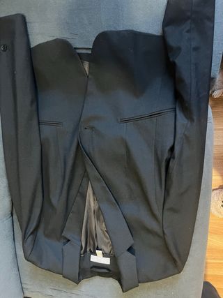 Traje de chaqueta y falda negro