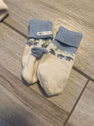 Conjunto Gorro, Bufanda y Manoplas Invierno