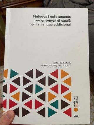 Mètodes i enfocaments per ensenyar el català co...