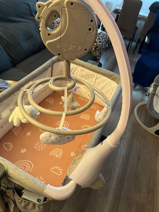 Kindercraft Neste Up/colecho/movil cuna/sabanas