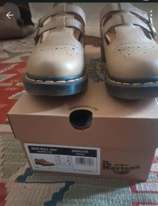 Dr Martens Scarpe Mary Jane Beige Nuove