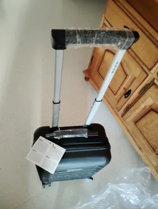 Maleta de cabina MI-KO-MI-KA negra