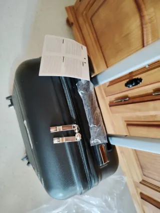 Maleta de cabina MI-KO-MI-KA negra