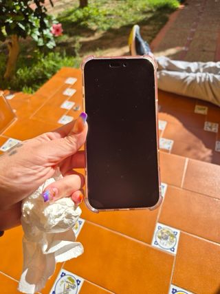 iPhone 16 plus morado