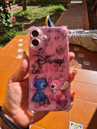 iPhone 16 plus morado