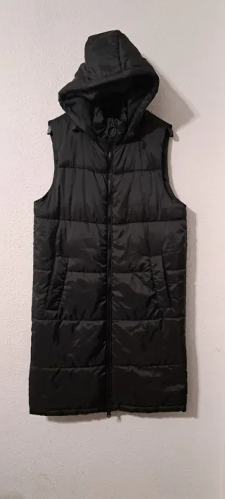 Chaleco largo Pull&Bear negro