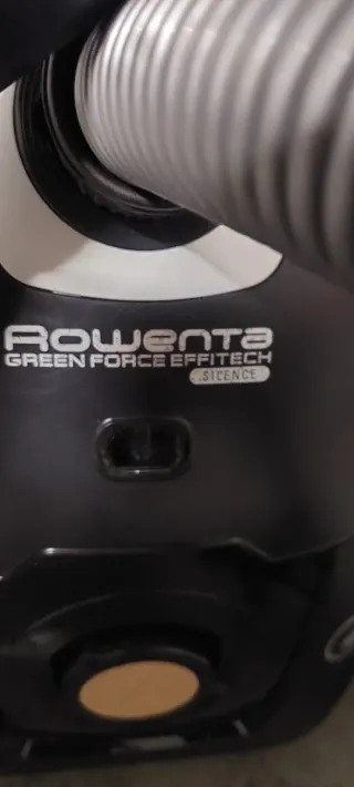 Aspiradora Rowenta con accesorios