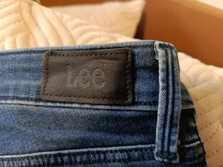 Pantalón tejano Lee azul