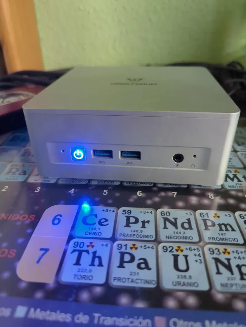Minisforum UM870-Slim MiniPC + RAM + SSD + Config