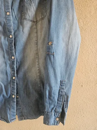 Camisa vaquera Stradivarius