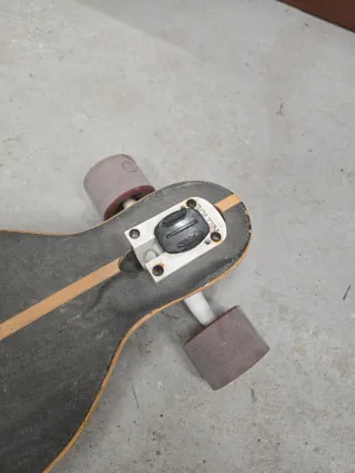 Longboard in legno con grafica