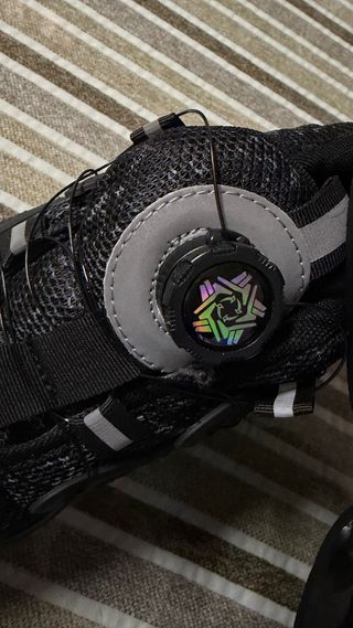 Zapatillas de seguridad negras y grises