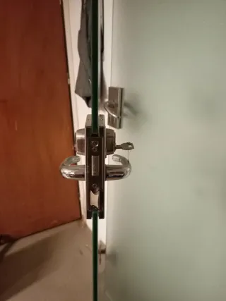 Lote 3 puertas de cristal con cerradura