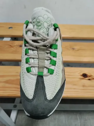 Zapatillas Nike Beige y Verde