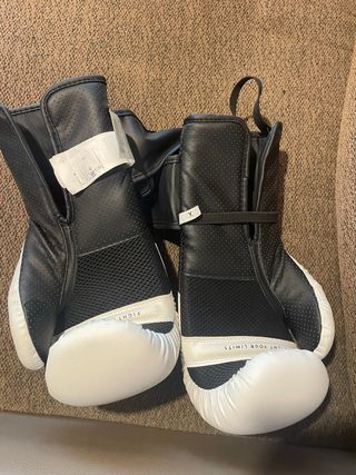 Saco y Guantes de Boxeo