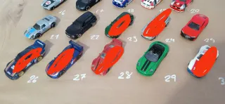 Lote N2 de coches HotWheels