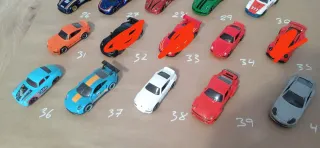 Lote N2 de coches HotWheels