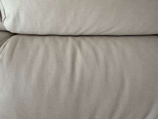 Sofá 2 plazas extensible polipiel blanco