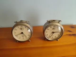 Reloj despertador antiguo Cid Lapiro