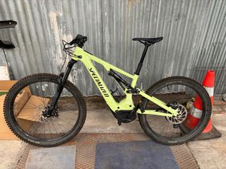 Bicicleta Specialized Levo Alloy G3 NB, como nueva