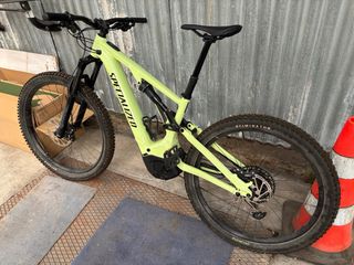 Bicicleta Specialized Levo Alloy G3 NB, como nueva