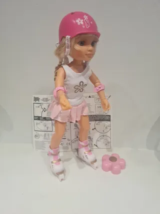Nancy Patinadora con Accesorios