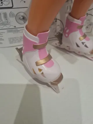 Nancy Patinadora con Accesorios