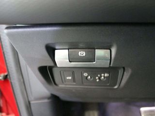 Land-Rover Discovery Sport 2.0D TD4 180 PS AWD MHEV Auto S