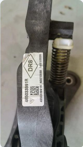 PEDAL EMBRAGUE RENAULT CLIO V