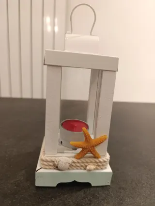 Lanterna decorativa con candela