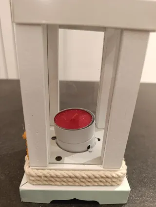 Lanterna decorativa con candela