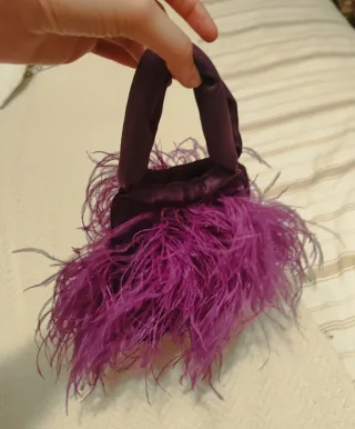 Bombonera Zara plumas morada