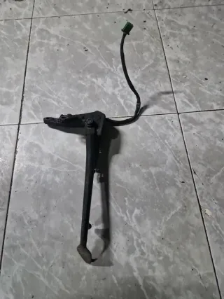 Pata lateral Honda CBR 1000F