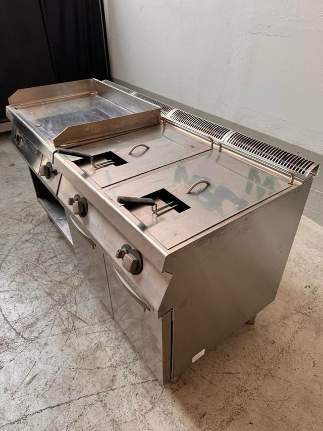 Plancha FryTop EVO700 + Freidora EVO700 (2x15L)