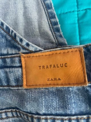 Peto vaquero mujer desgastado