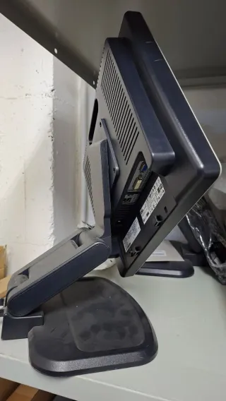 Monitor HP 1740 17" Plata