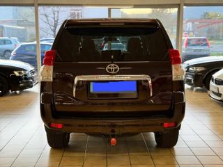 Se vende Toyota Land Cruiser 3.0 2010