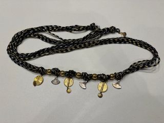 Cinturón fantasía negro y dorado